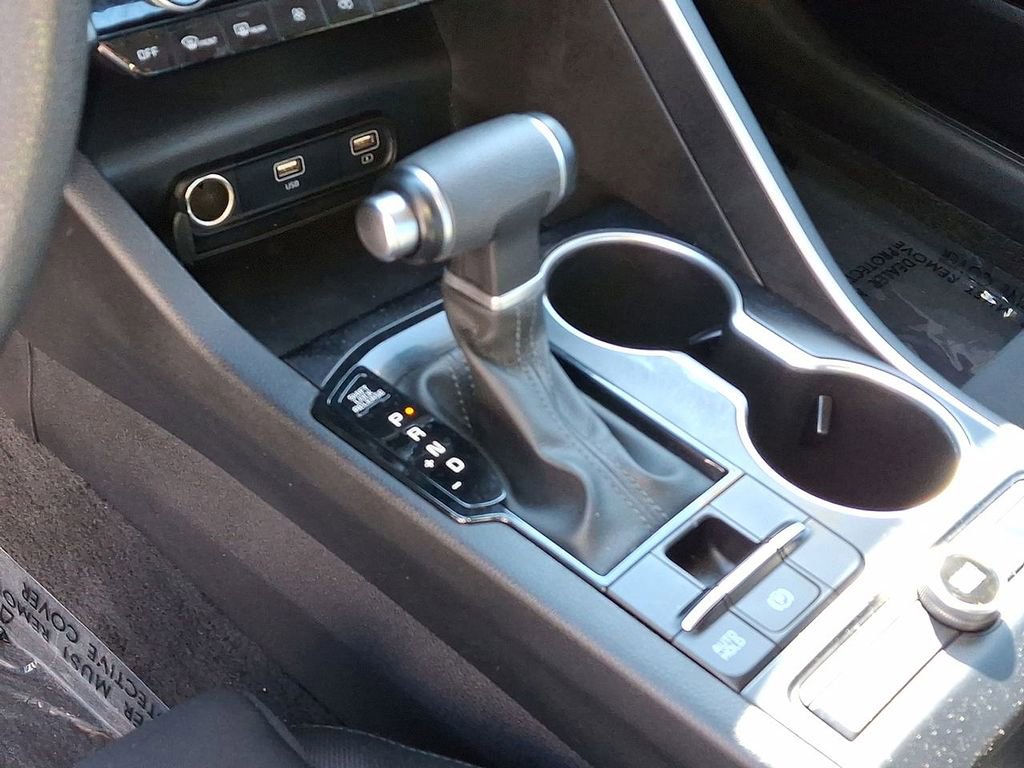 Used 2023 Kia K5 LXS image 12