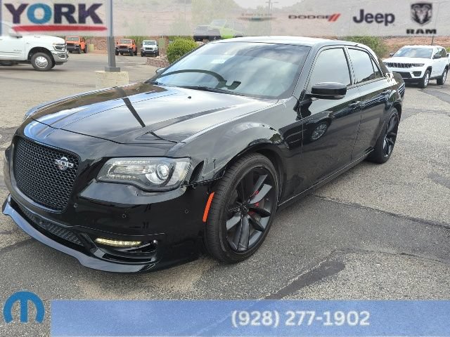 Certified 2023 Chrysler 300 C RWD image 1
