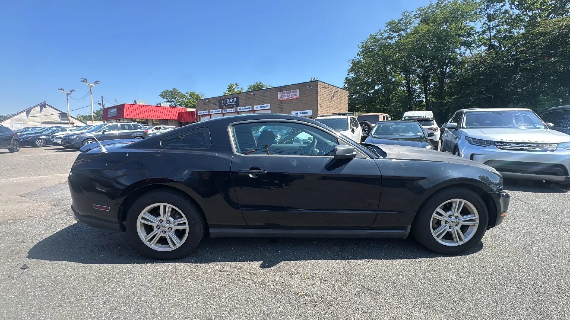 Used 2011 Ford Mustang Coupe w/ 101A Rapid Spec Order Code RWD image 4