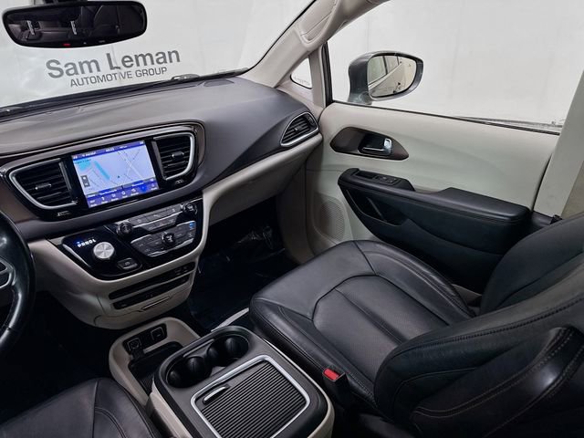 Used 2019 Chrysler Pacifica Touring-L Plus w/ Tire & Wheel Group image 25