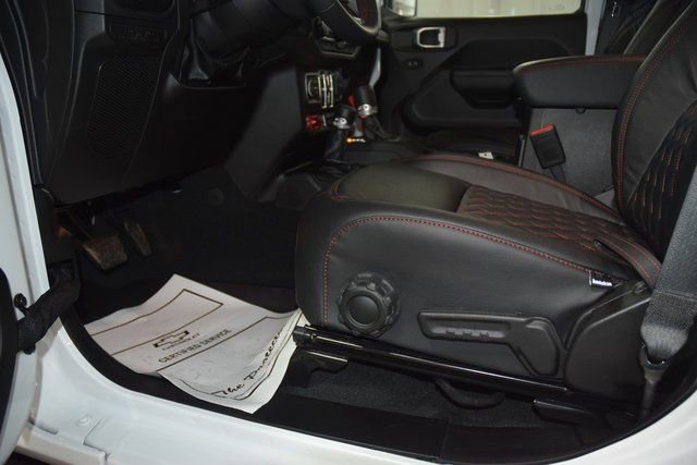 Used 2024 Jeep Wrangler Rubicon image 41