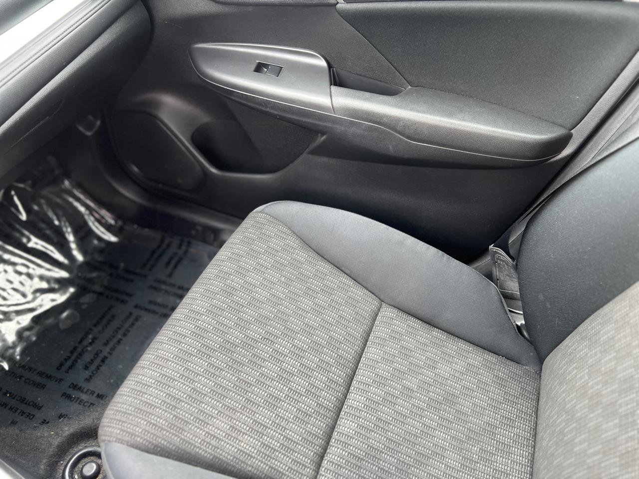 Used 2015 Honda Fit LX image 26