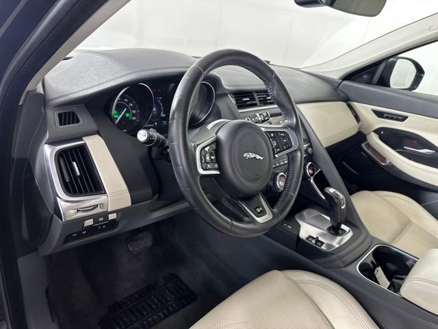 Used 2020 Jaguar E-PACE SE image 13