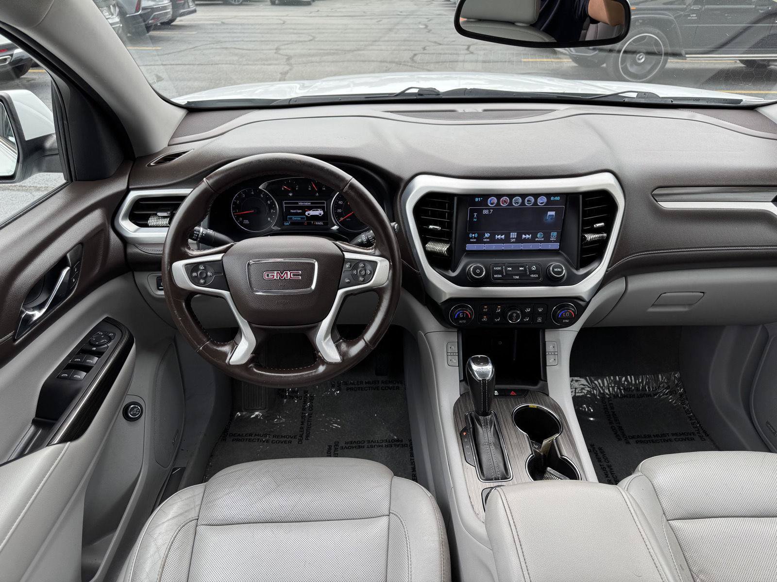 Used 2019 GMC Acadia SLT FWD image 33