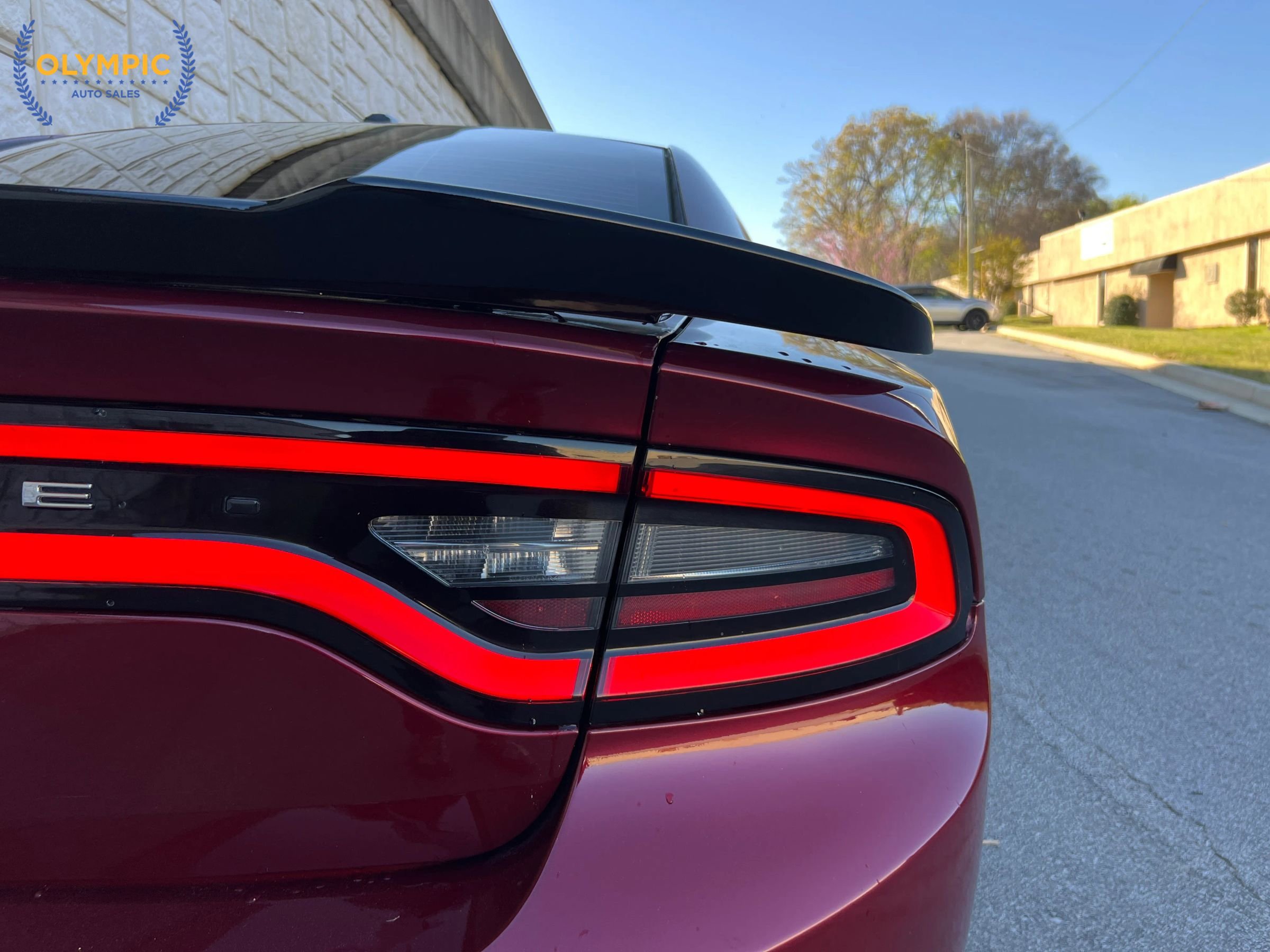 Used 2019 Dodge Charger SXT w/ Leather Interior Group image 17