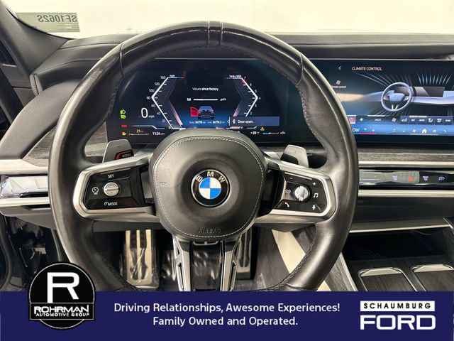 Used 2024 BMW 760i xDrive w/ Premium Package AWD/4WD image 11