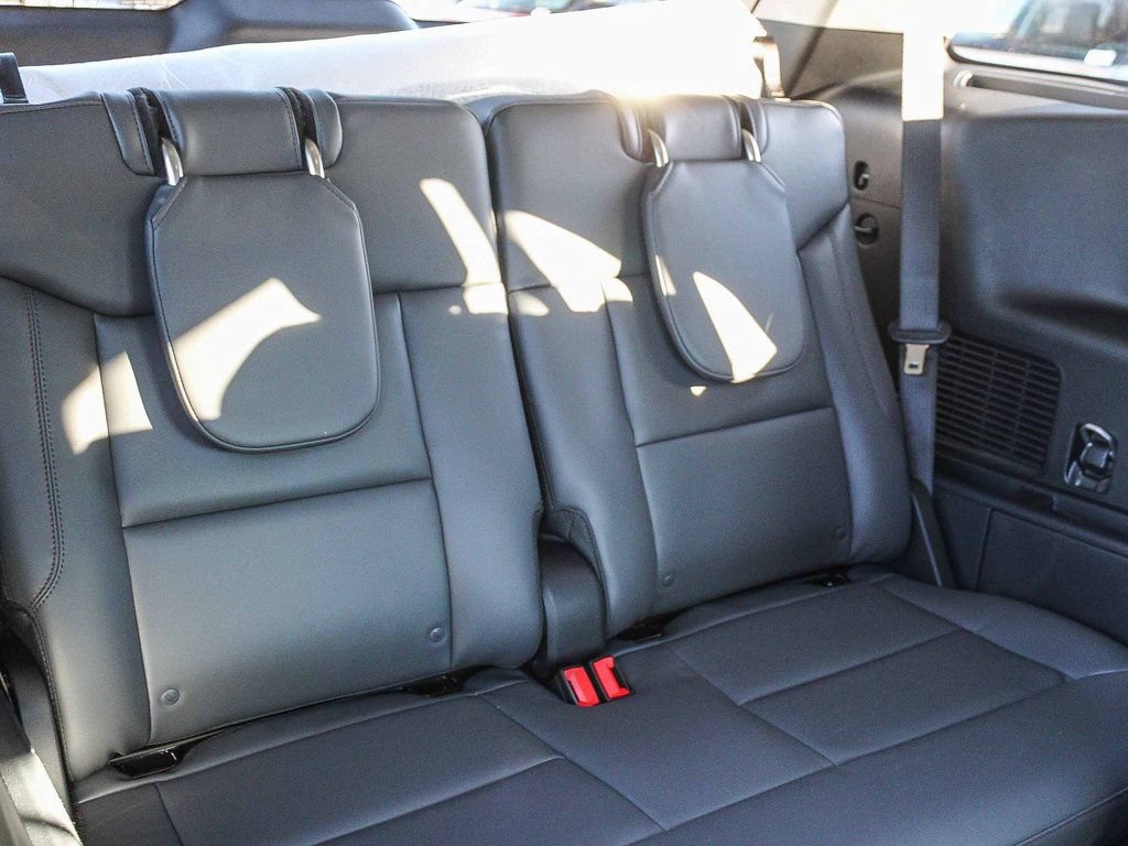 New 2026 Ford Explorer Active w/ Active Comfort Package RWD image 18