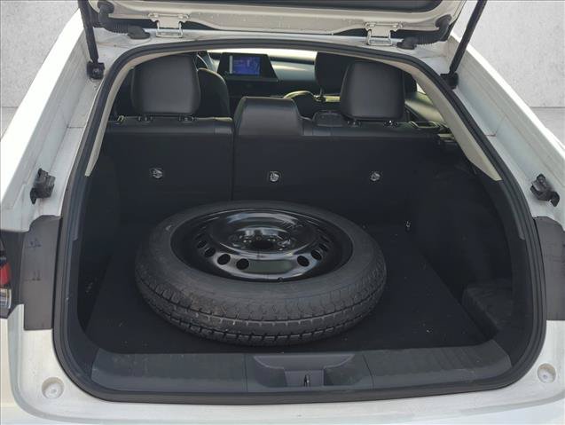 Used 2025 Toyota Prius XLE FWD image 22