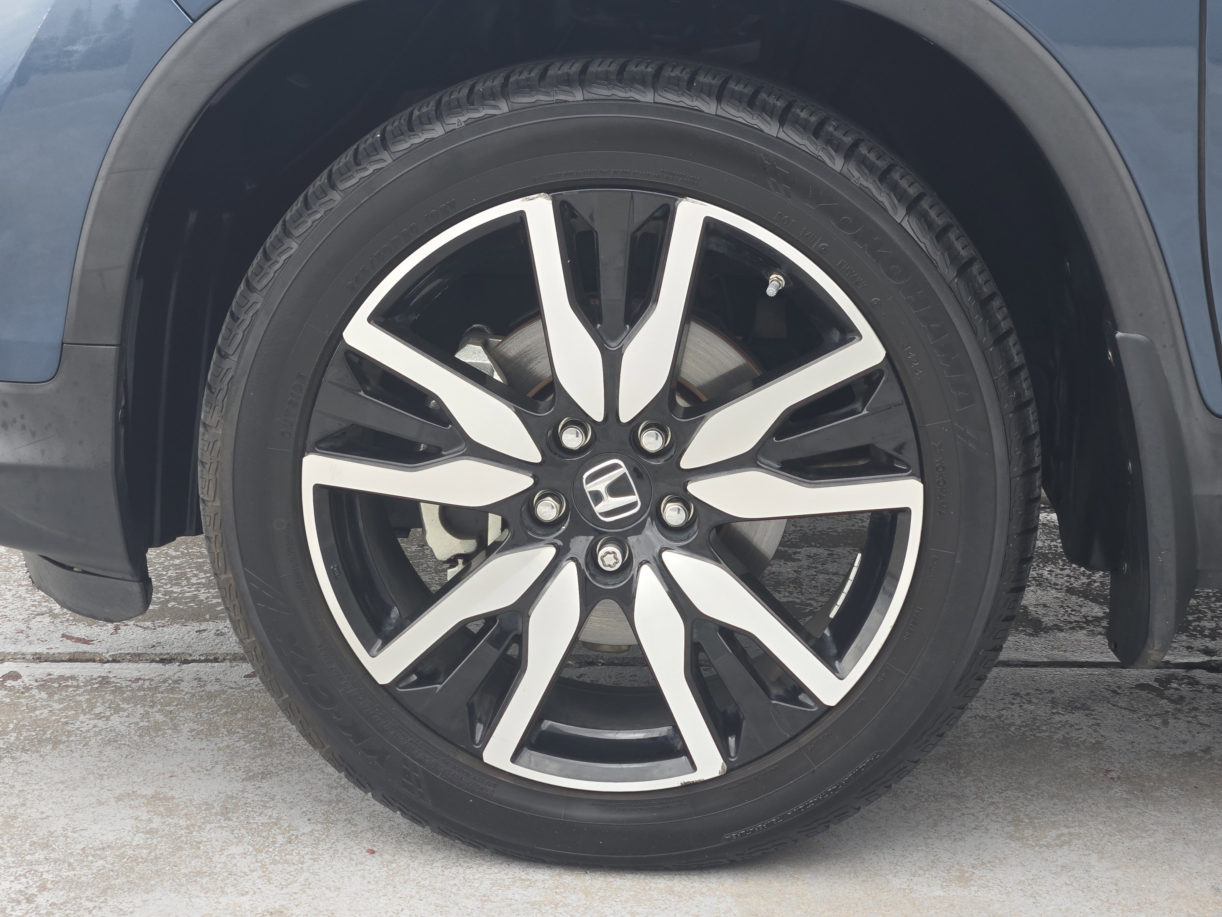 Used 2019 Honda Pilot Touring image 13