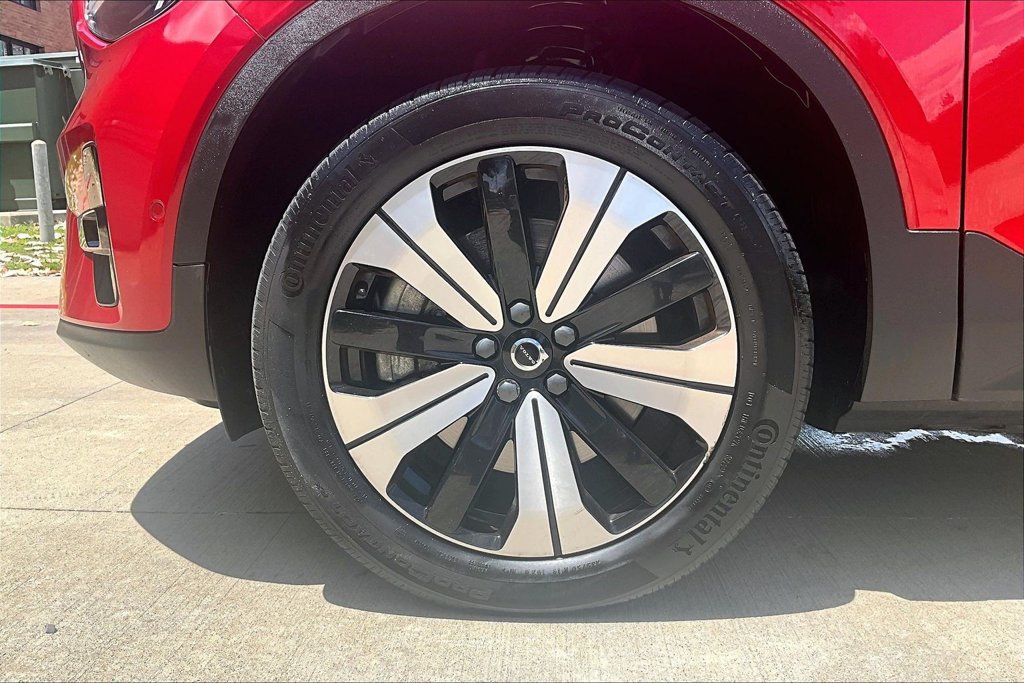 Certified 2023 Volvo C40 P8 Recharge Plus AWD/4WD image 11