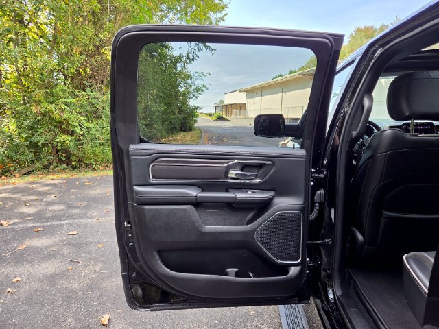 Used 2026 RAM 1500 Laramie AWD/4WD image 24