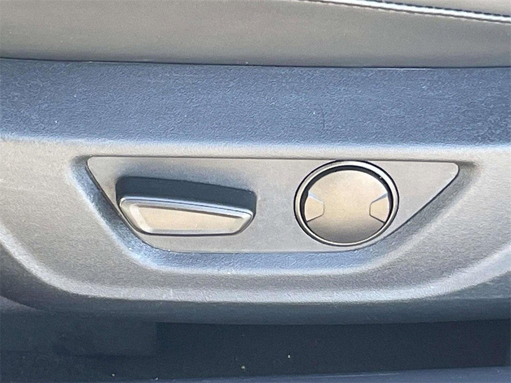 Used 2024 Ford Mustang Coupe image 13