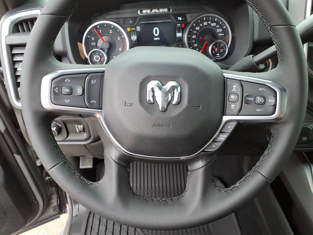 New 2026 RAM 2500 Big Horn AWD/4WD image 24