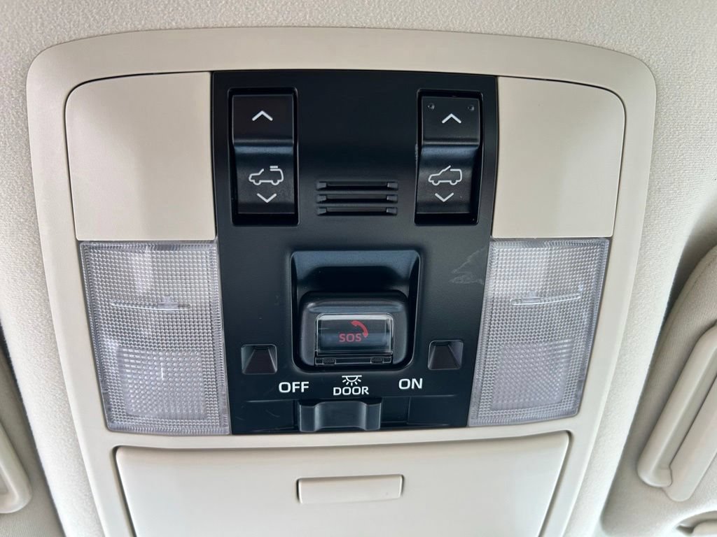 Used 2022 Lexus GX 460 Premium w/ Premium Package AWD/4WD image 35
