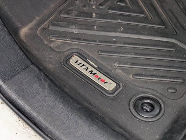 Used 2020 Toyota RAV4 XLE image 30