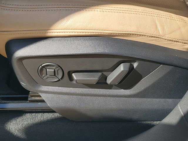 Used 2022 Audi Q8 Prestige w/ Prestige Package image 12