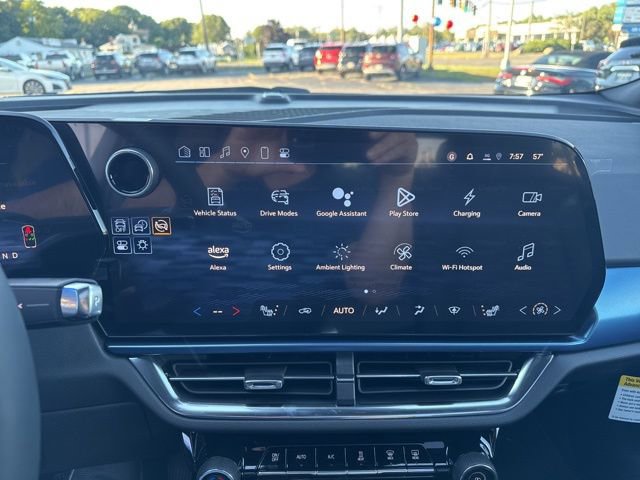 New 2025 Chevrolet Equinox EV LT w/ LPO, All-Weather Mat Package AWD/4WD image 11