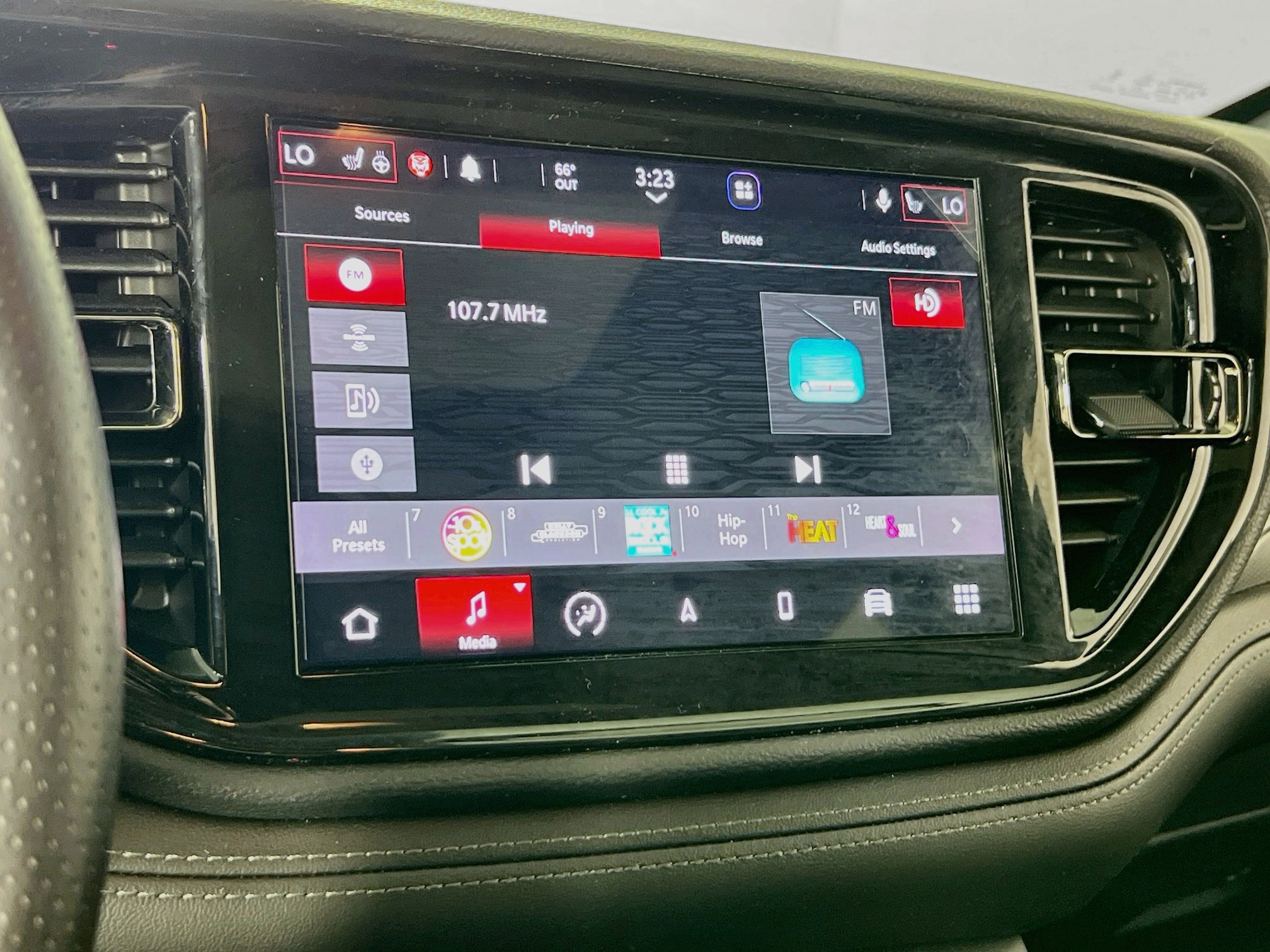 Used 2022 Dodge Durango GT AWD/4WD image 15