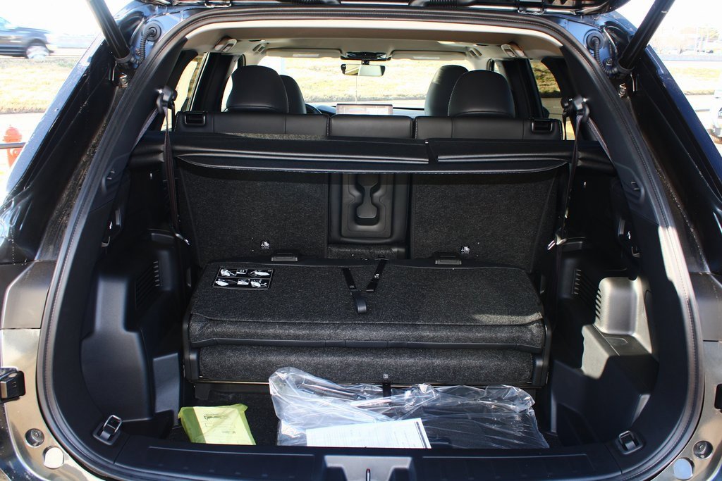 New 2026 Mitsubishi Outlander SEL image 11