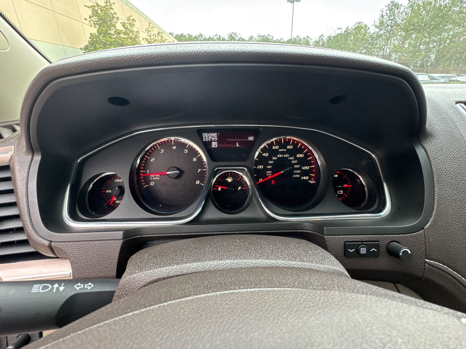 Used 2014 GMC Acadia Denali image 28