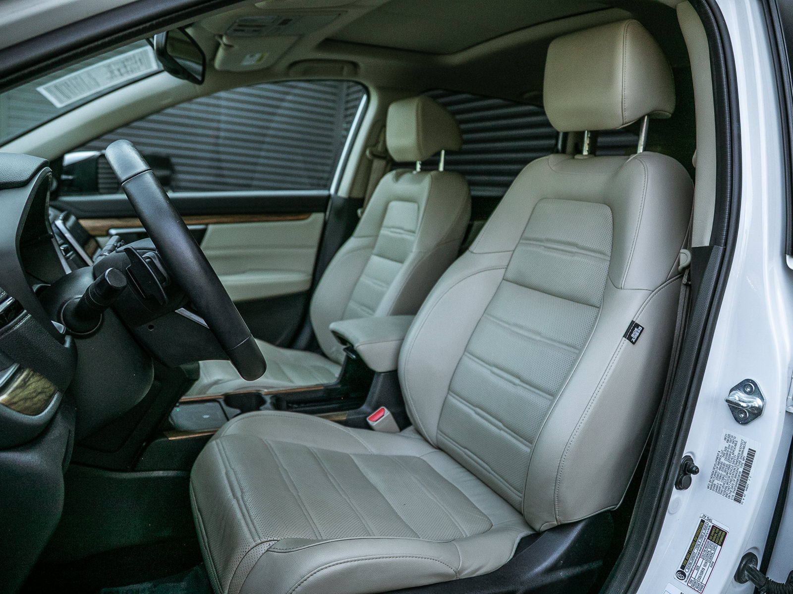 Used 2021 Honda CR-V Touring image 5