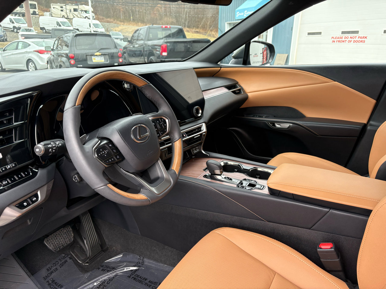 Used 2025 Lexus RX 350 AWD image 14