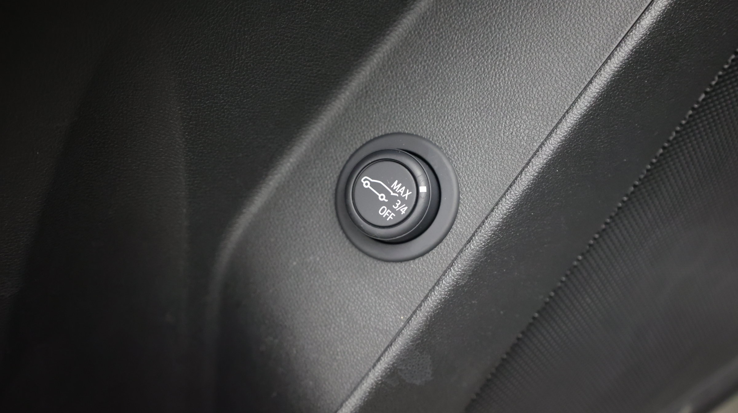 Used 2024 Chevrolet Equinox LT AWD/4WD image 14