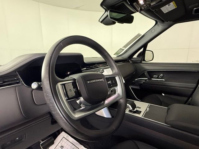 New 2025 Land Rover Range Rover SE image 11