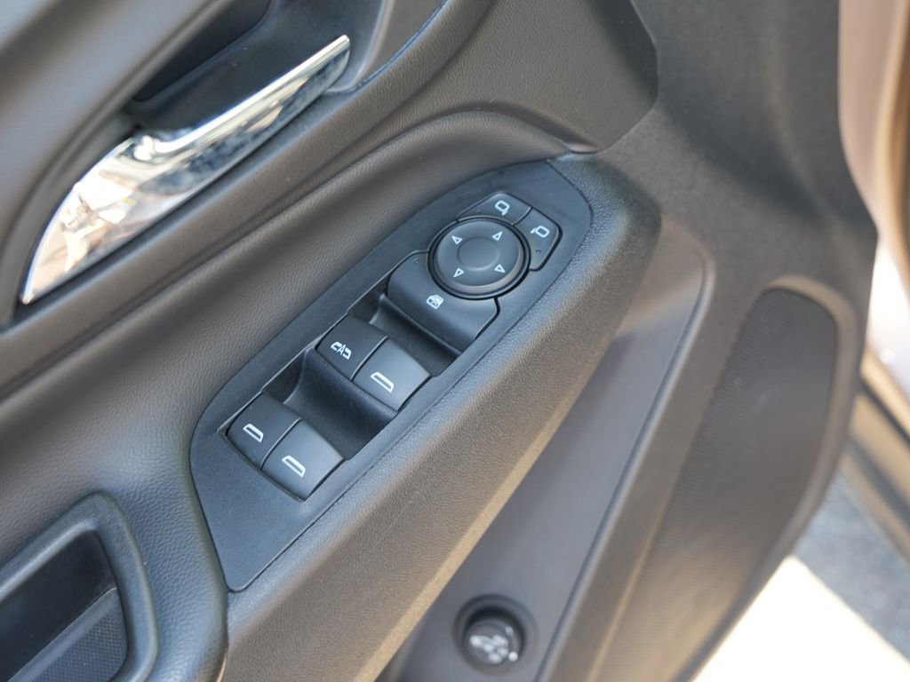 Used 2019 Chevrolet Equinox LT image 16