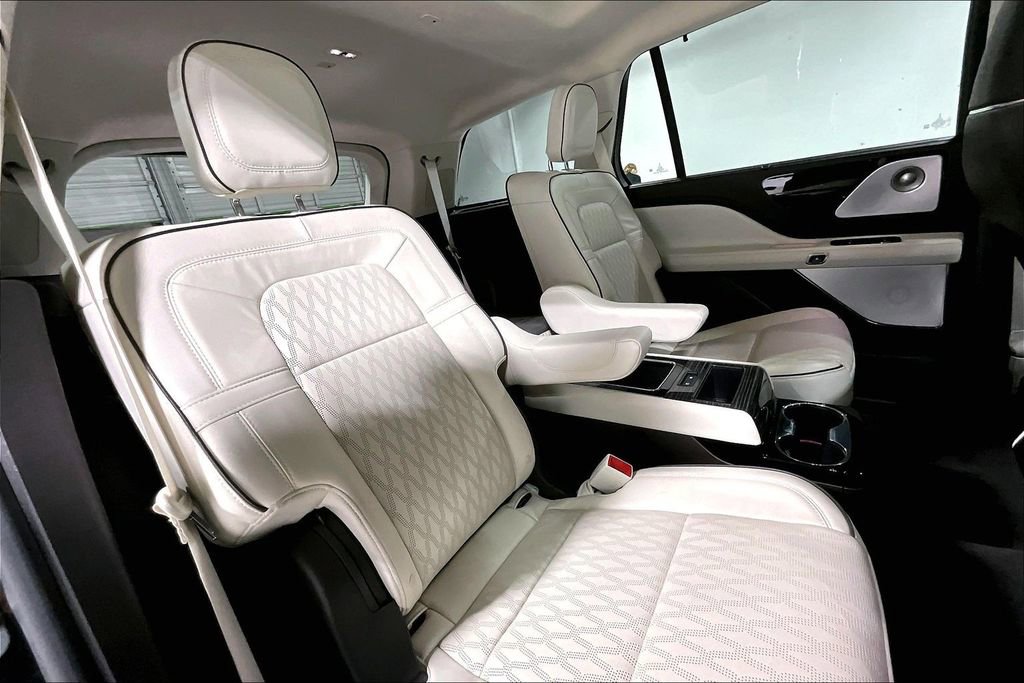 Used 2024 Lincoln Aviator Black Label w/ Dynamic Handling Package image 37