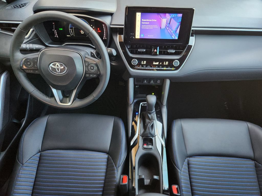 Used 2024 Toyota Corolla Cross AWD Hybrid w/ Convenience Package image 24