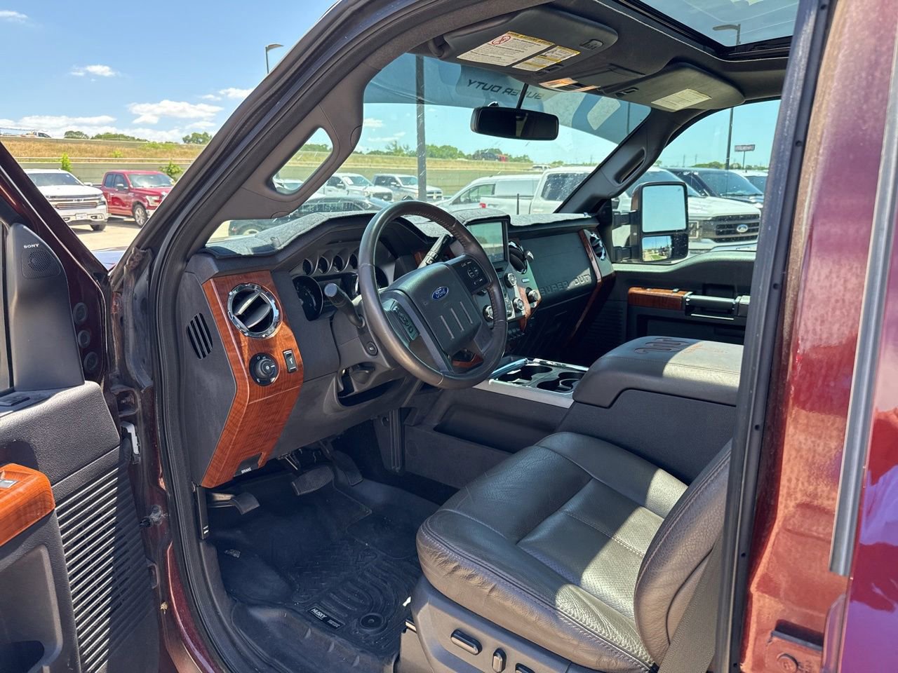 Used 2015 Ford F250 King Ranch w/ FX4 Off-Road Package AWD/4WD image 20