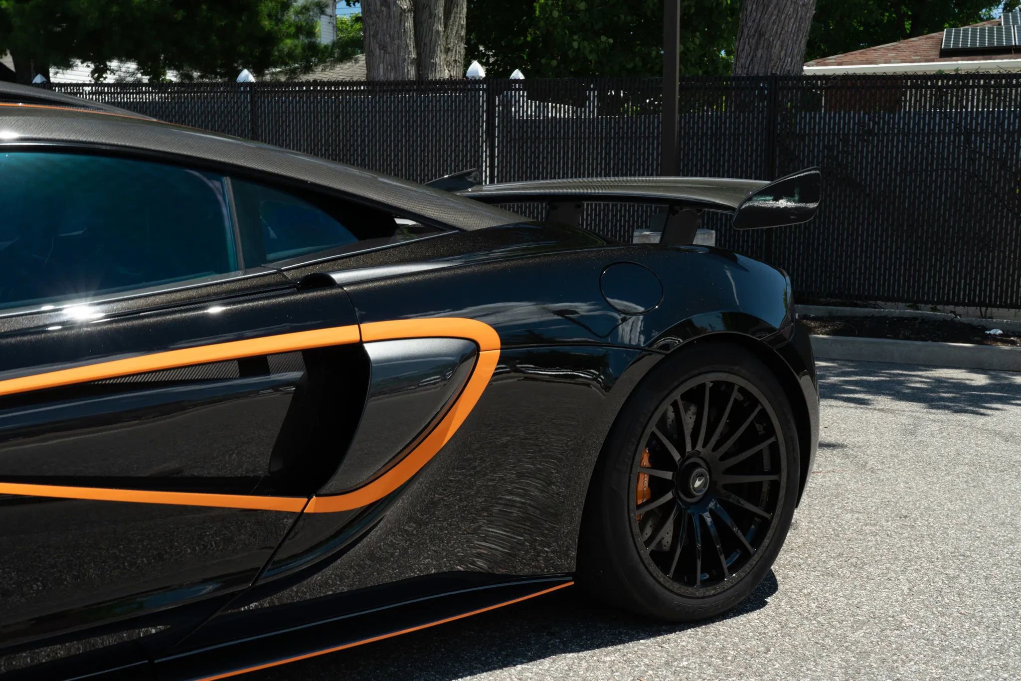 Used 2020 McLaren 620R RWD image 38