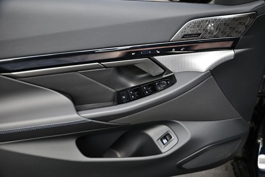 New 2027 BMW 530i w/ M Sport Package RWD image 14