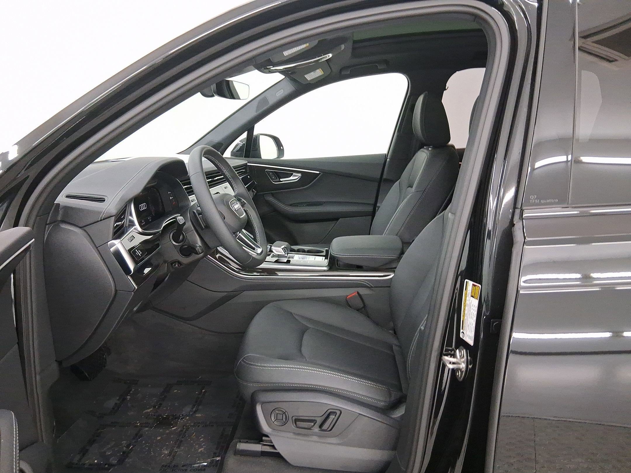 Used 2026 Audi Q7 3.0T Premium Plus w/ Premium Plus Package AWD/4WD image 5