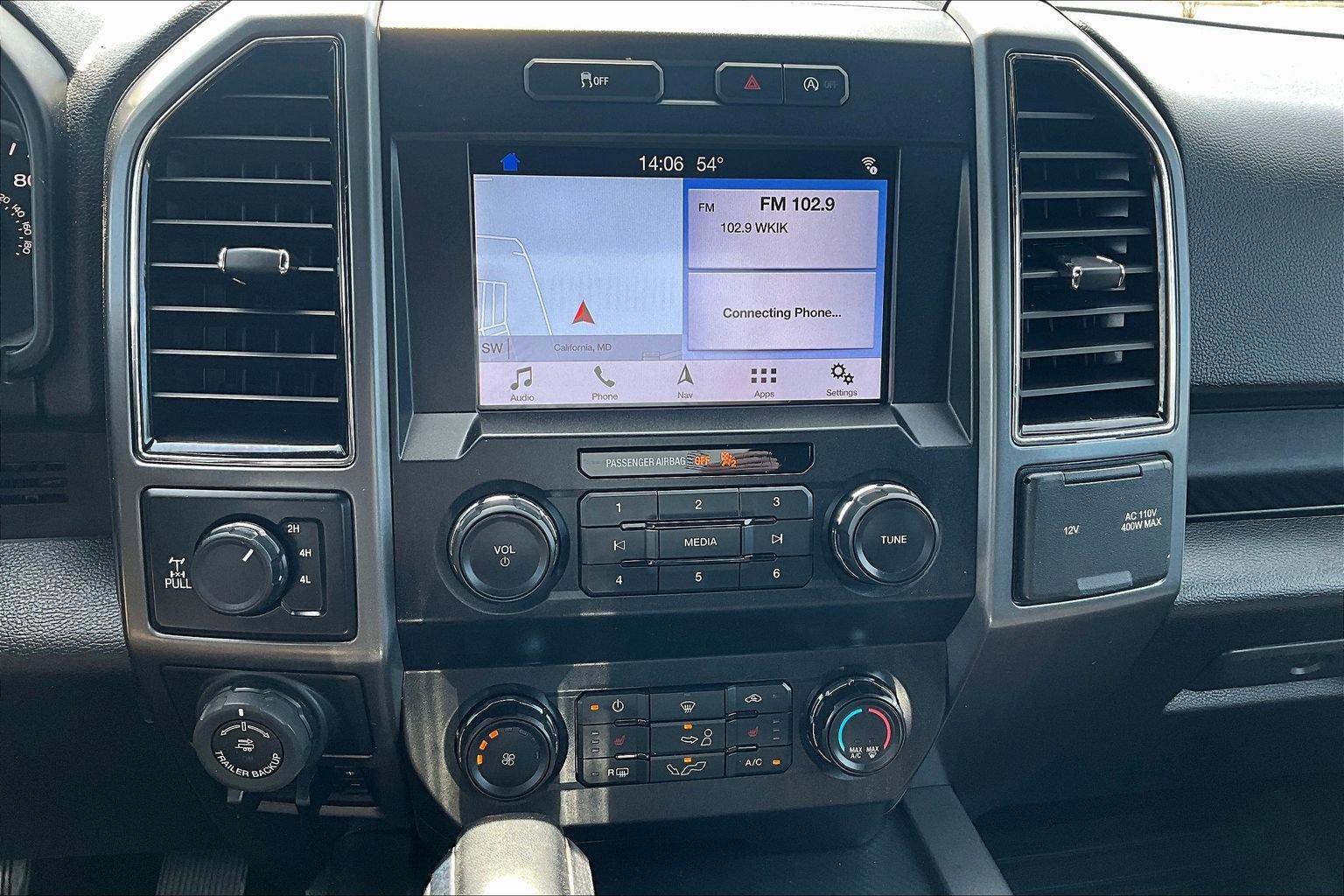 Certified 2019 Ford F150 XLT w/ Equipment Group 302A Luxury AWD/4WD image 16