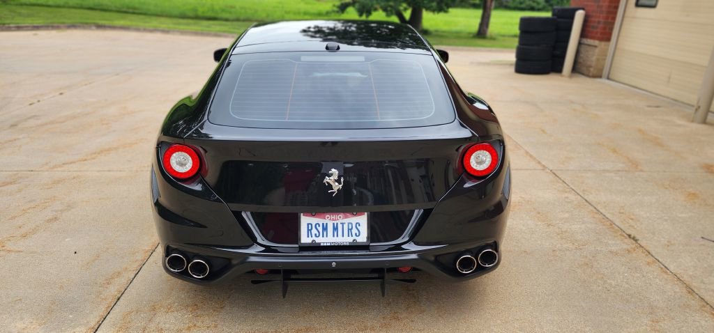 Used 2016 Ferrari FF image 27