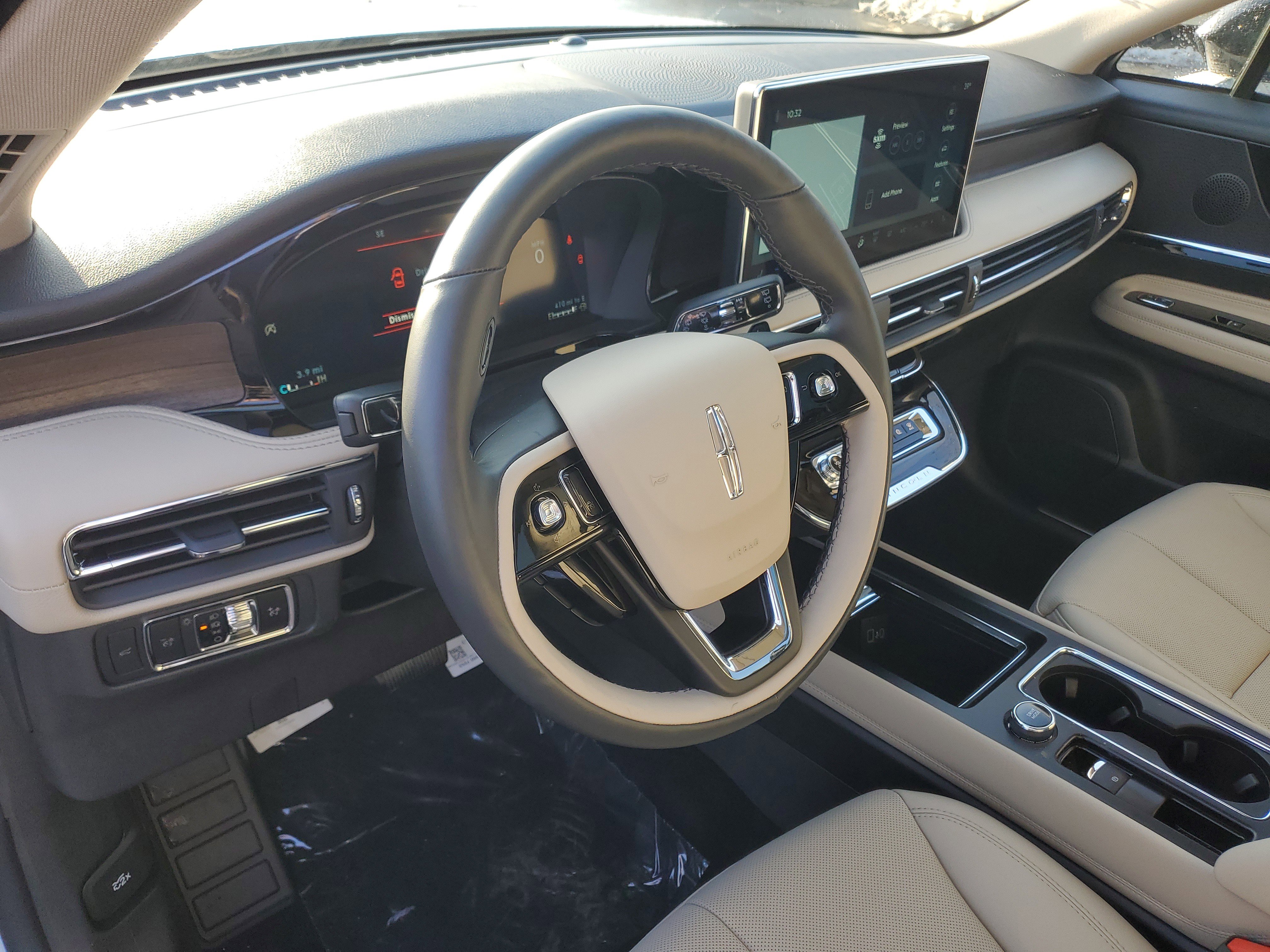 New 2026 Lincoln Corsair Reserve w/ Jet Appearance Package image 13