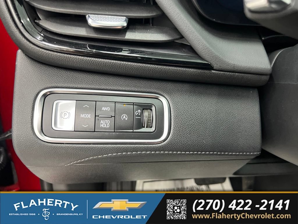 Used 2026 Buick Enclave Avenir w/ Super Cruise Package AWD/4WD image 24