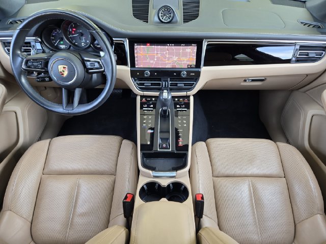Used 2023 Porsche Macan Turbo AWD/4WD image 21
