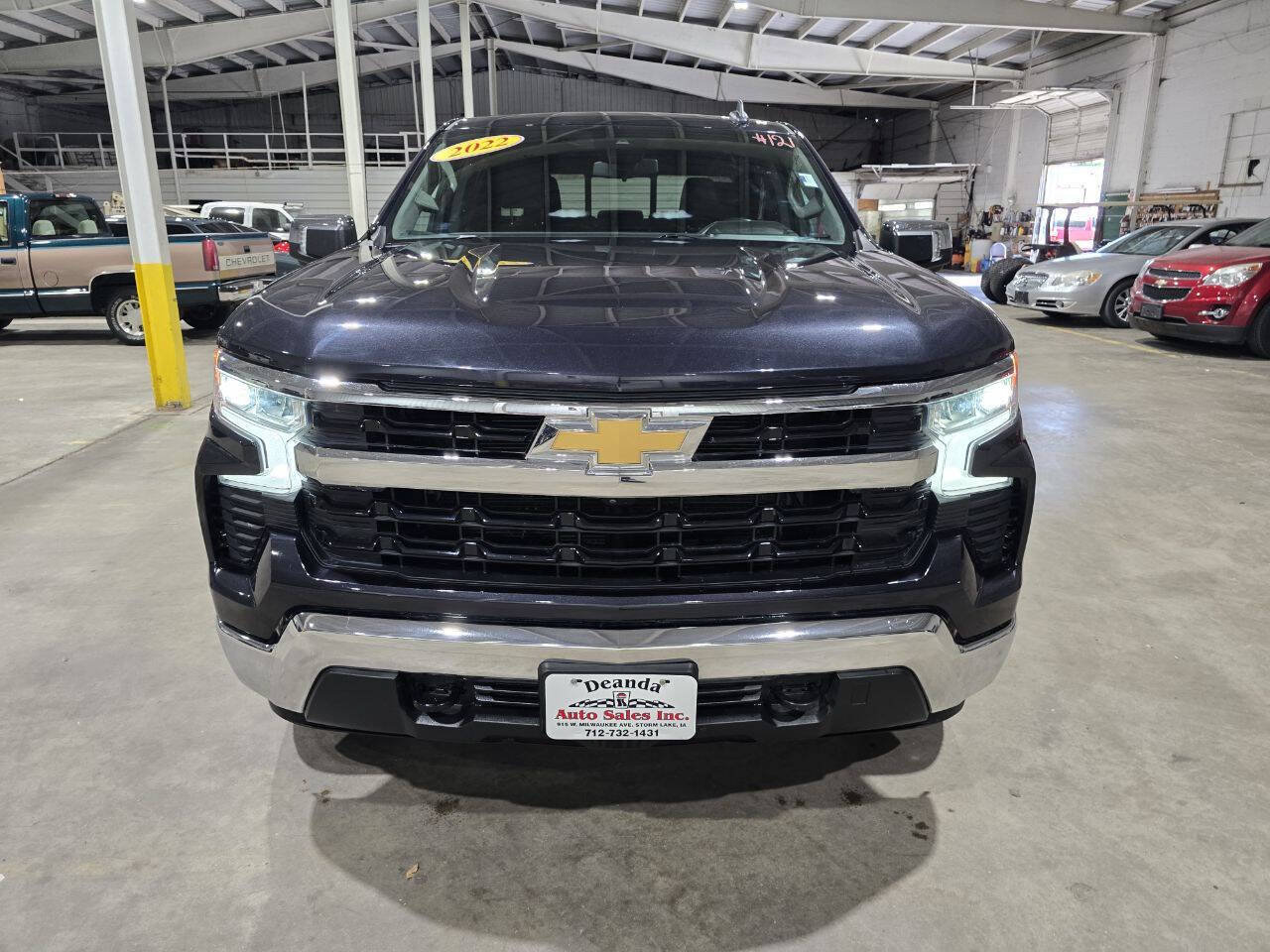 Used 2022 Chevrolet Silverado 1500 LT w/ Max Trailering Package AWD/4WD image 22
