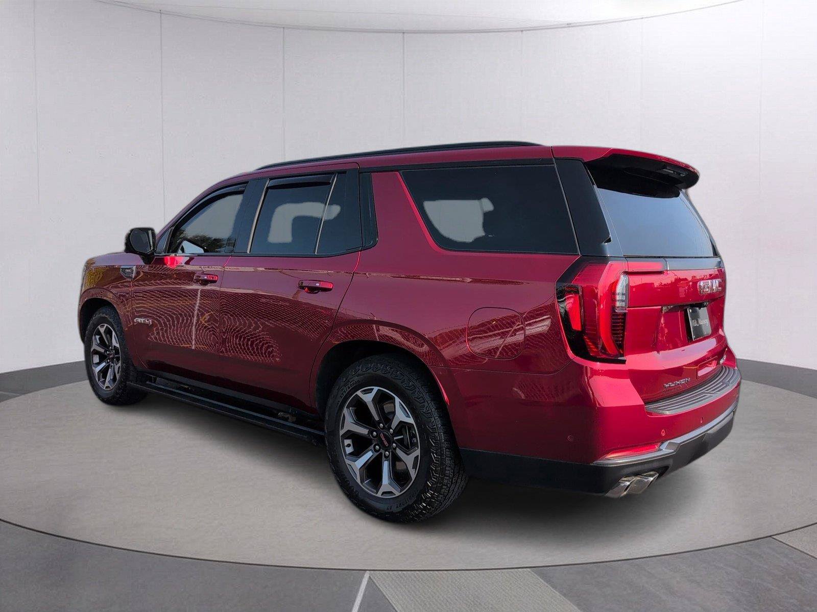 Certified 2025 GMC Yukon AT4 Ultimate AWD/4WD image 5