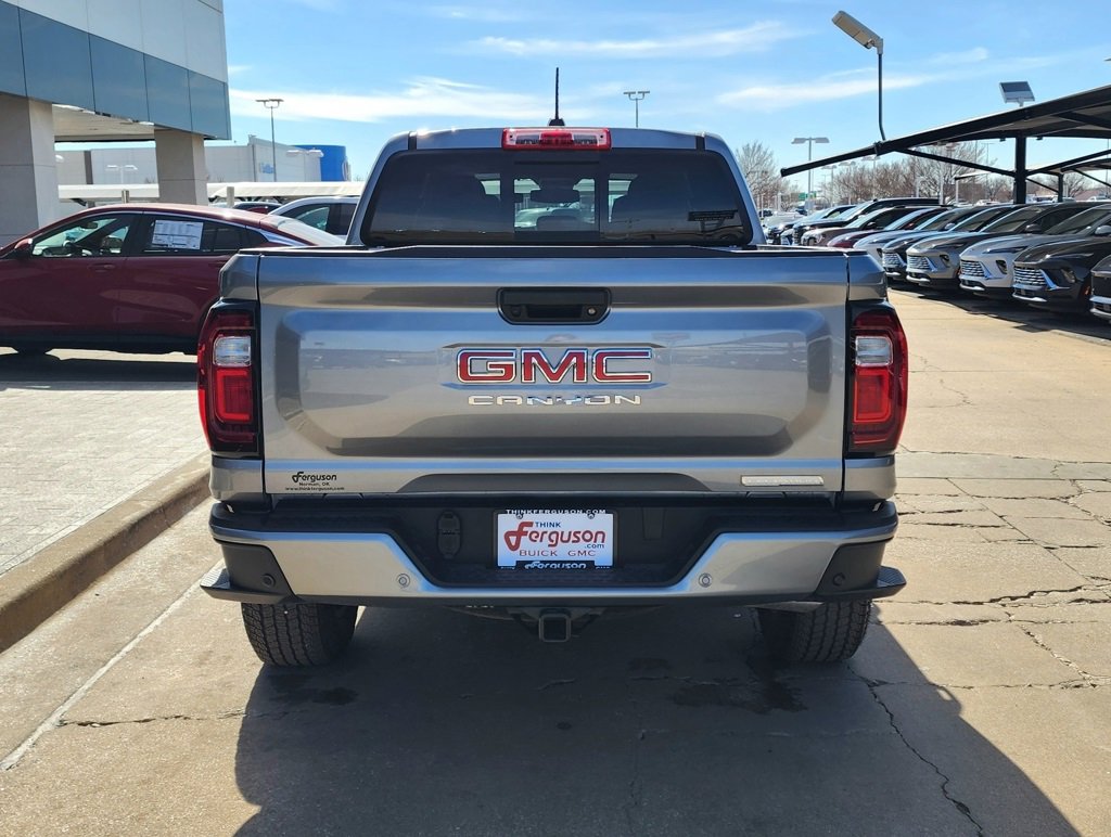 New 2026 GMC Canyon Elevation w/ Convenience Package image 5