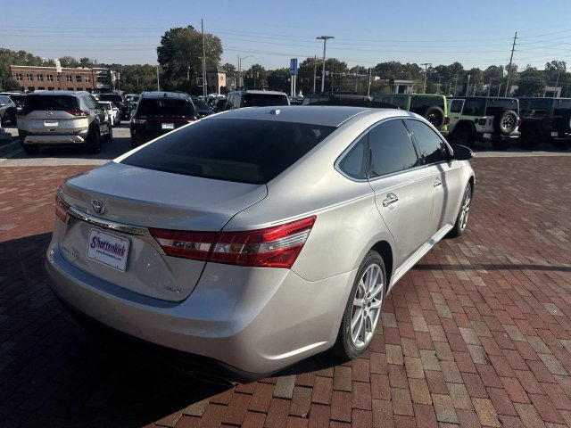 Used 2014 Toyota Avalon XLE Touring FWD image 36