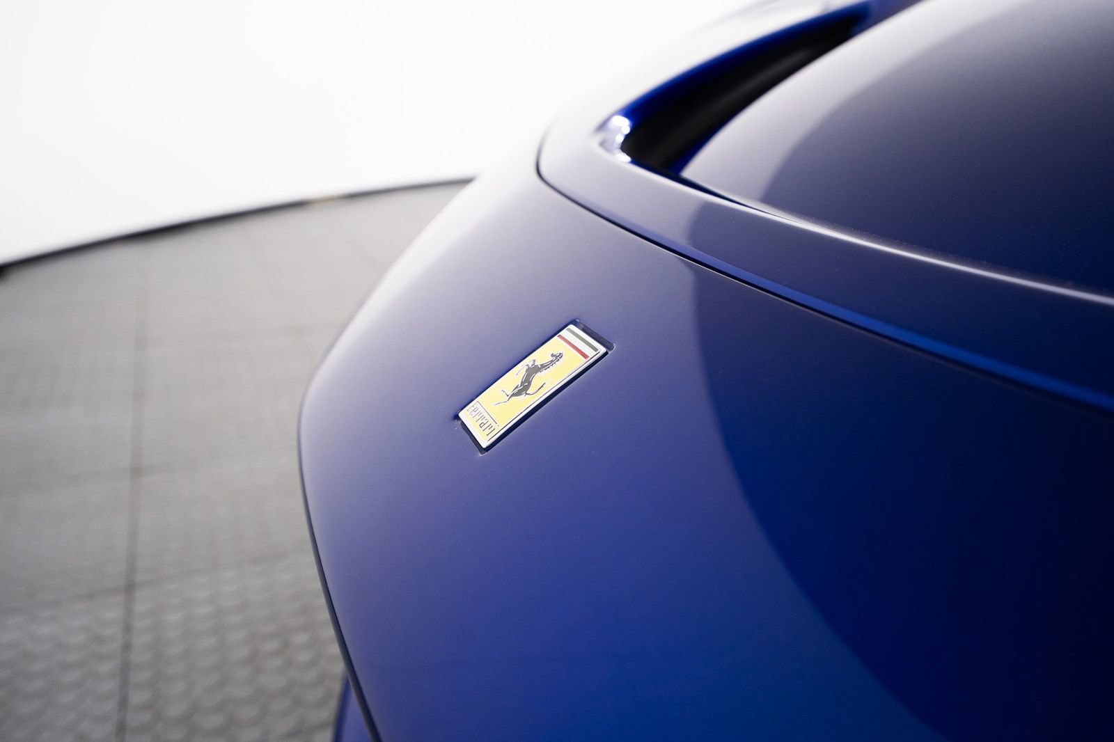 Certified 2025 Ferrari SF90 Spider AWD/4WD image 14
