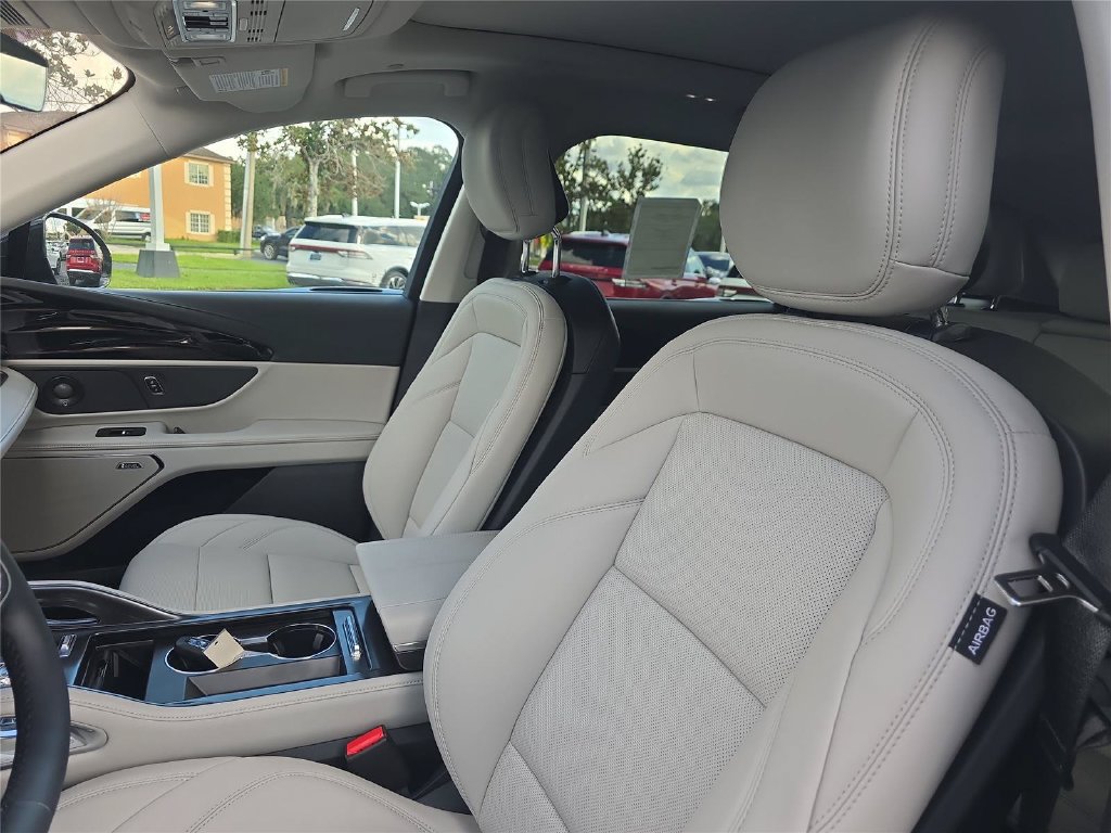 New 2026 Lincoln Nautilus Premier w/ Equipment Group 102A AWD/4WD image 16