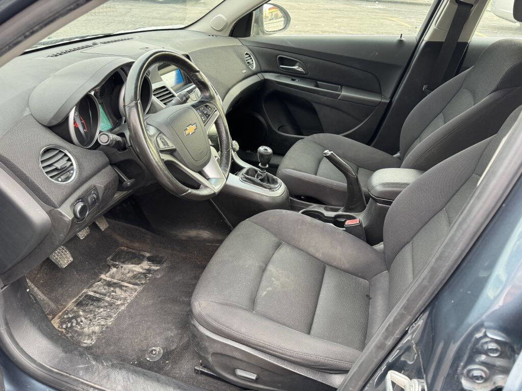 Used 2012 Chevrolet Cruze LT image 8