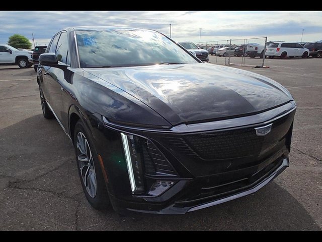 Used 2025 Cadillac Lyriq Sport image 1