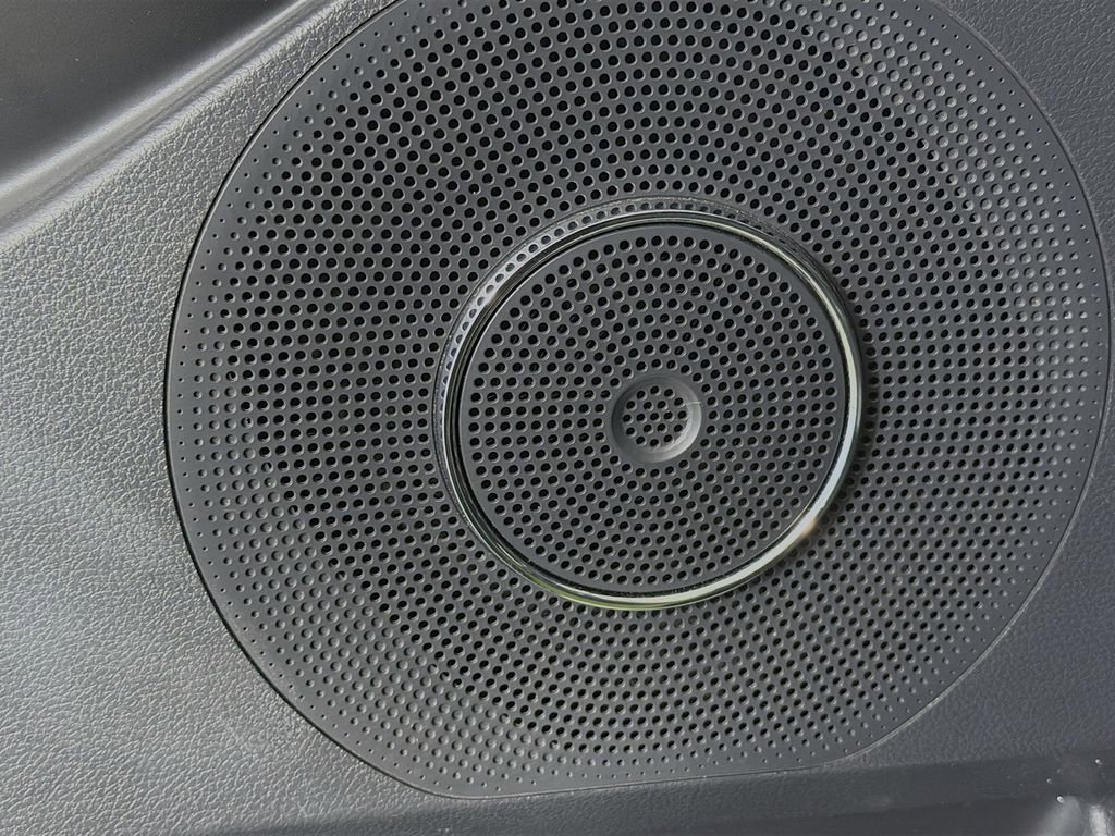 Used 2022 Ford Expedition XLT image 22