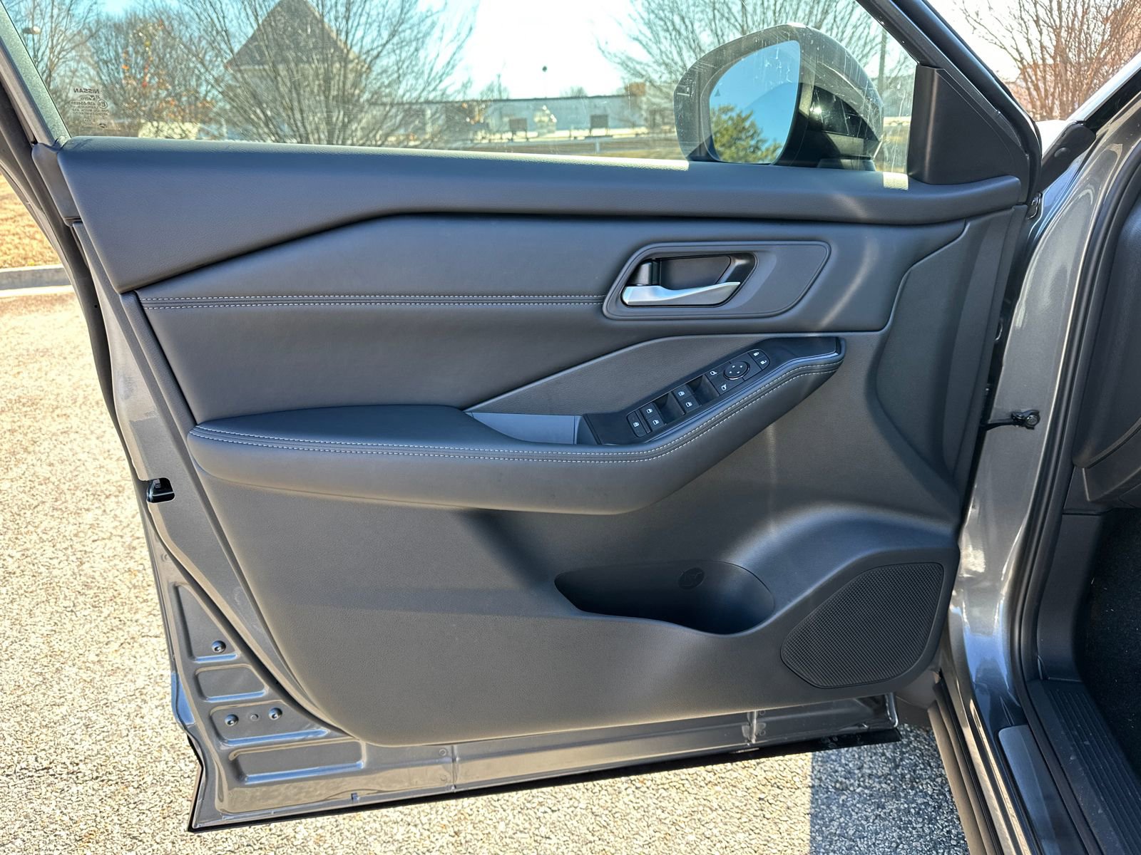 New 2026 Nissan Rogue SV image 10